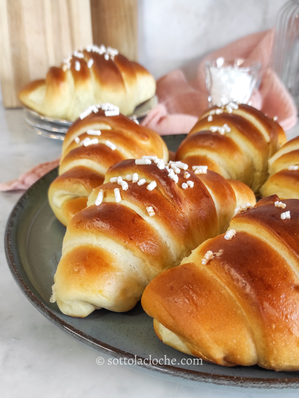 Cornetti Ischitani - SOTTO LA CLOCHE Cornetti Ischitani - SOTTO LA CLOCHE